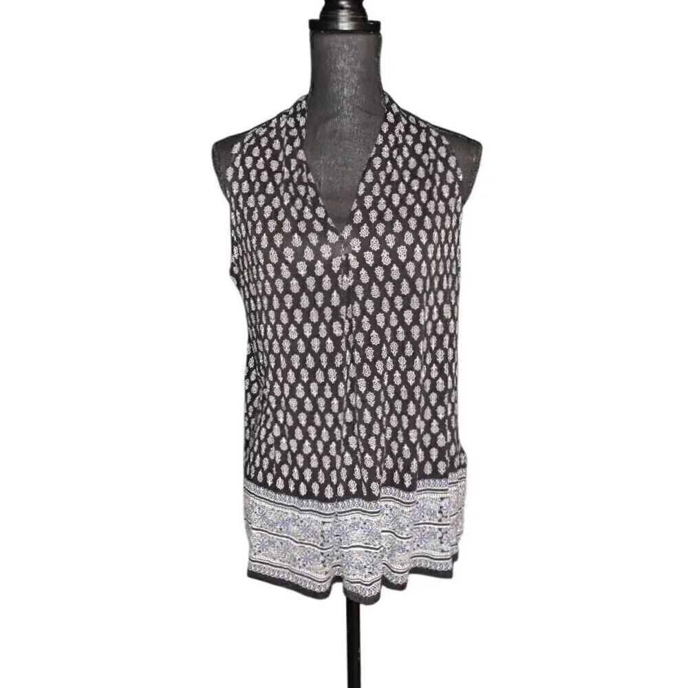 Max Studio V-neck Tank Top - Picture 1 of 6
